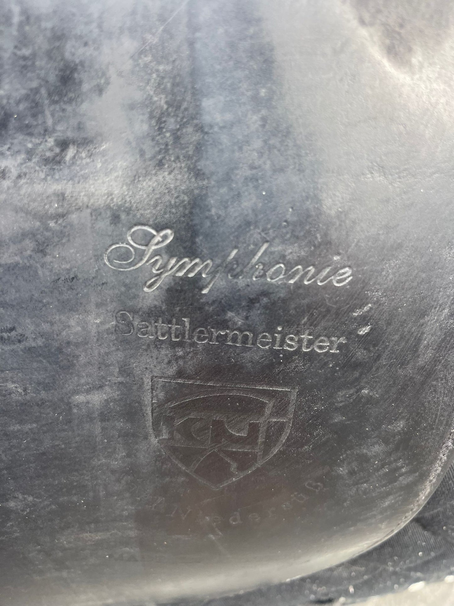 Karl Niedersüss Symphonie 17,5" Dressursattel, Pferdesattel Shop