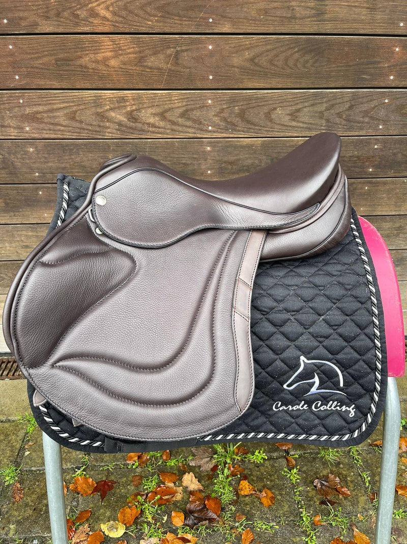 Sommer Aventus Competition 17,5" Mocca Springsattel [NEU]