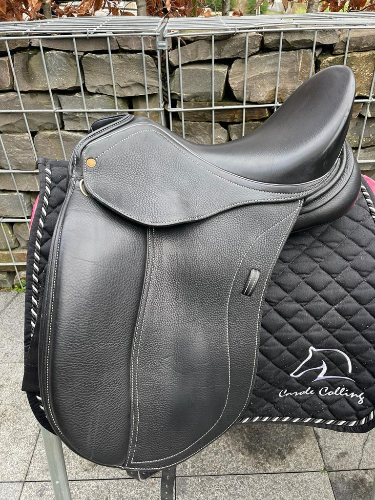 Schleese Pirat 17,5" schwarz Dressursattel