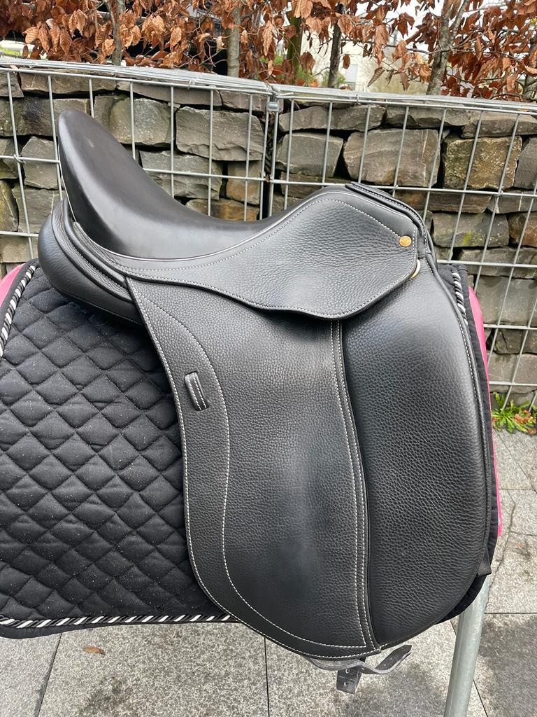 Schleese Pirat 17,5" schwarz Dressursattel