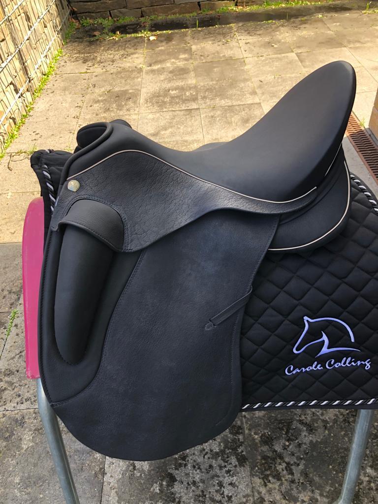 Sommer Novalis Piping Champagne 17.5"