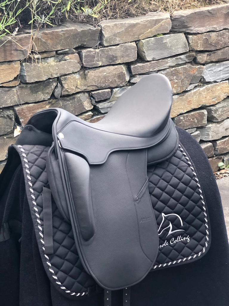 Sommer Esprit Athens black 18"