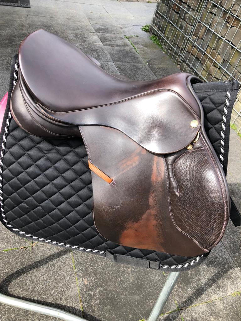 Sommer Opus SS 18" Braun Springsattel