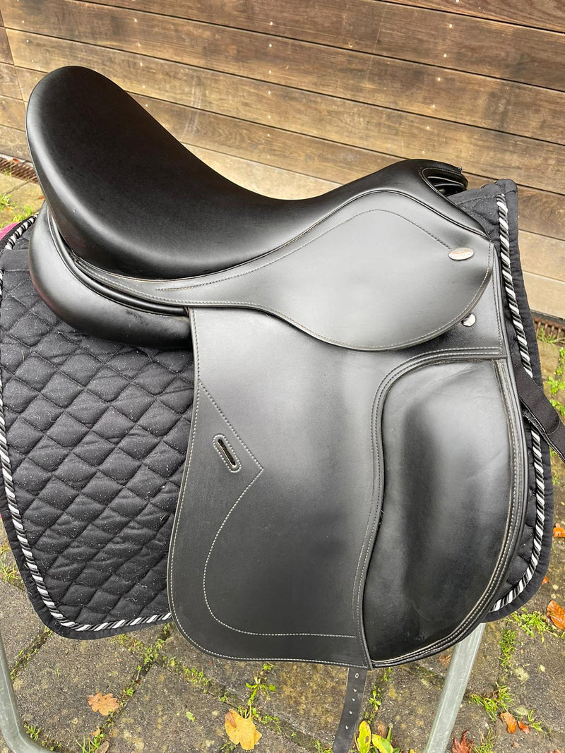 Tekna Dressursattel 17,5" Schwarz