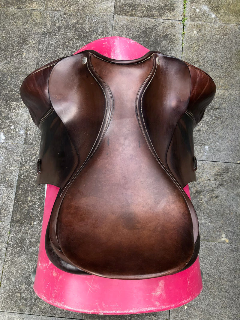 Peter Menet Dressursattel 17" Braun