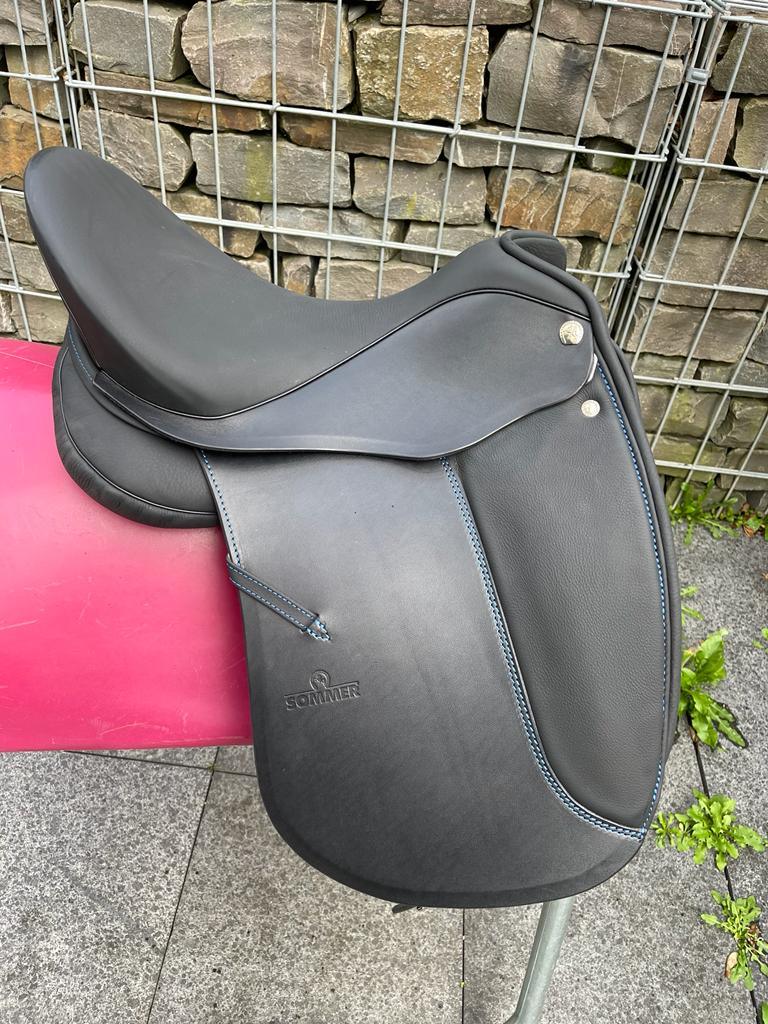 Sommer Jana schwarz 16,5" Dressursattel [NEU]