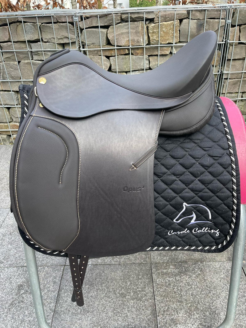 Sommer Opus 17.5" Mocca Champagne Dressage Saddle [NEW]