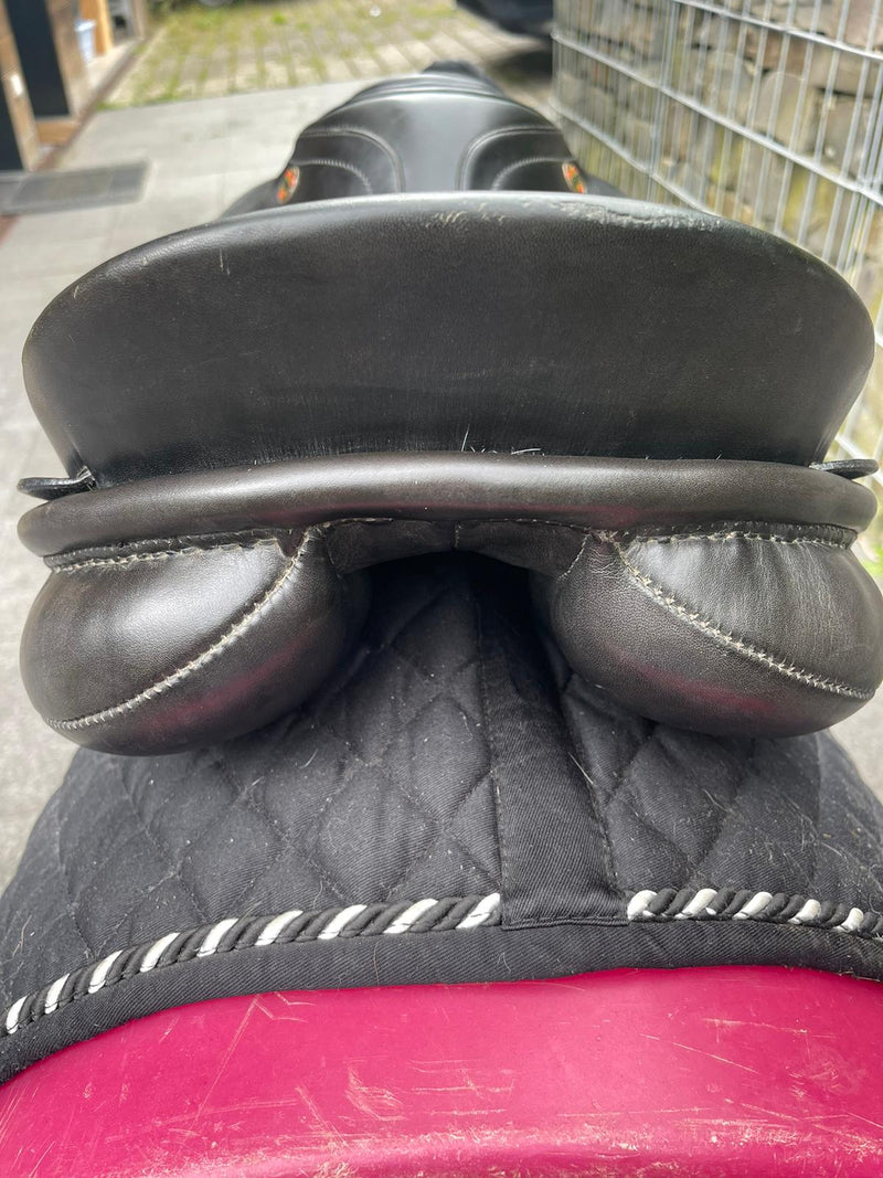 Karl Niedersüss Allegro 17,5" schwarzer Dressursattel