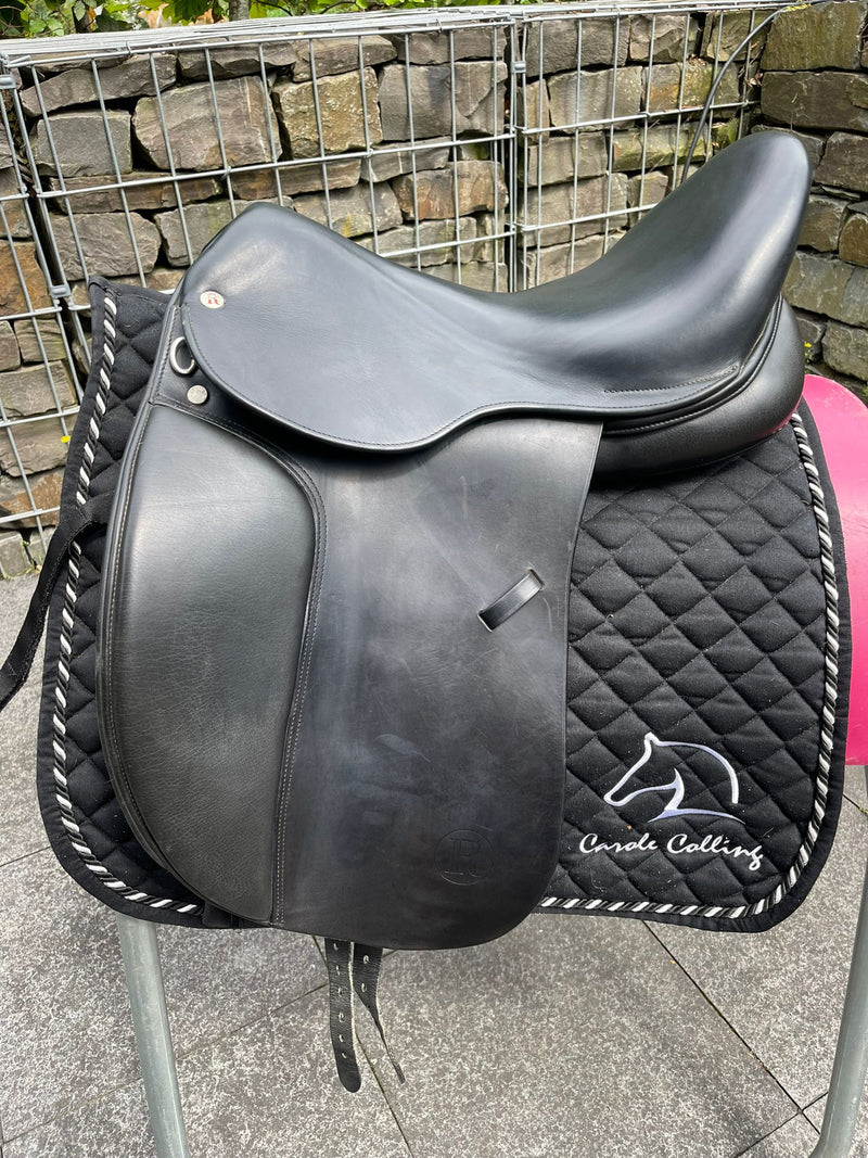Rossberg 17,5"  schwarz Dressursattel