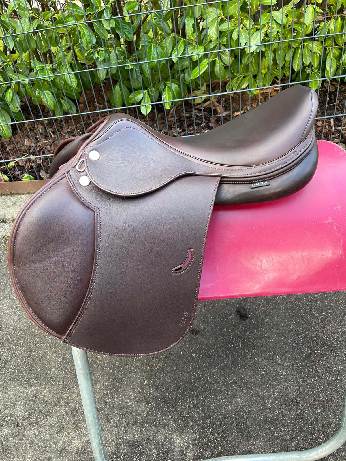 Prestige Paris ll  18" KW 35 braun  [NEU] , Pferdesattel Shop