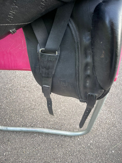 Anky Dressursattel schwarz 17", Pferdesattel Shop