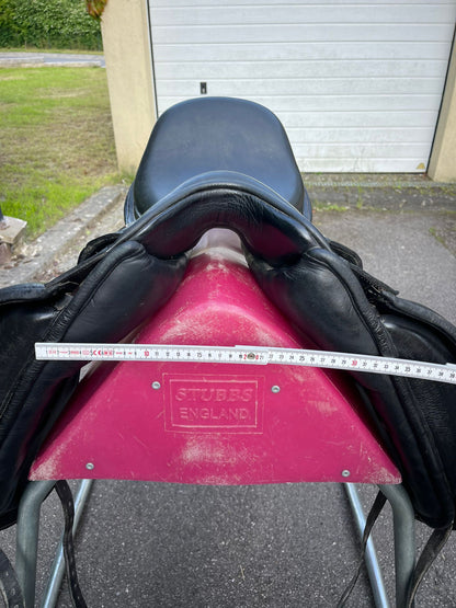 Anky Dressursattel schwarz 17", Pferdesattel Shop