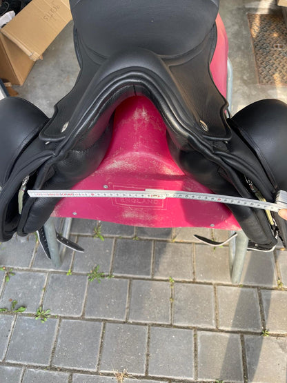 Zaldi Drim 17" schwarz Dressursattel, Pferdesattel Shop