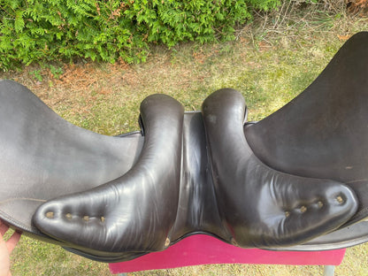 Anke Just by Harry Dabbs 17,5" braun Dressursattel, Pferdesattel Shop