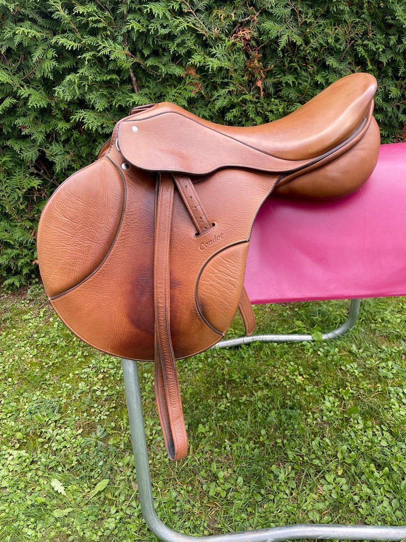 Passier Caprilli Condor 17,5"  Farbe teak Springsattel