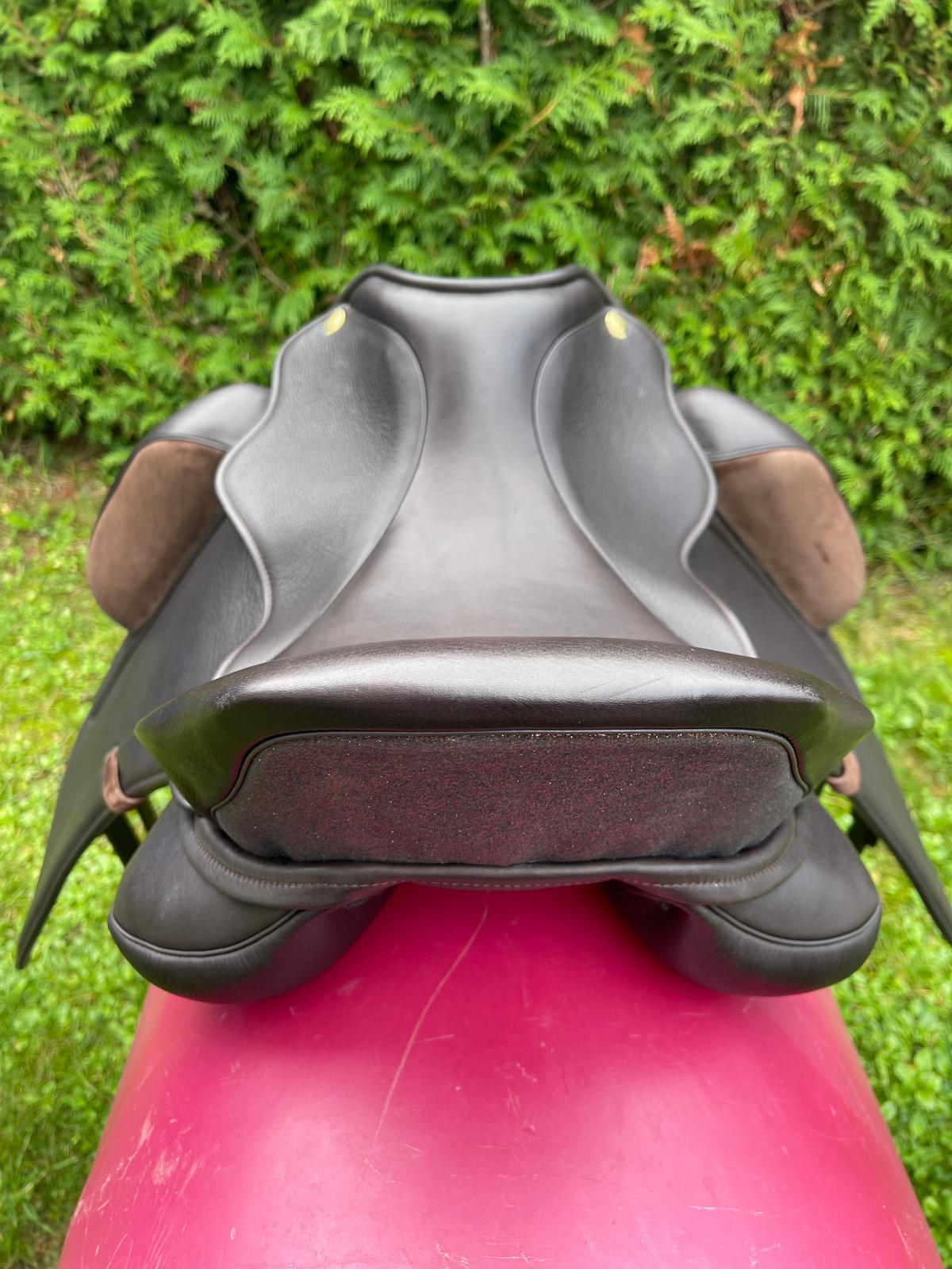 Sommer Grand Sport DS mocca 17,5" Dressursattel [NEU], Pferdesattel Shop