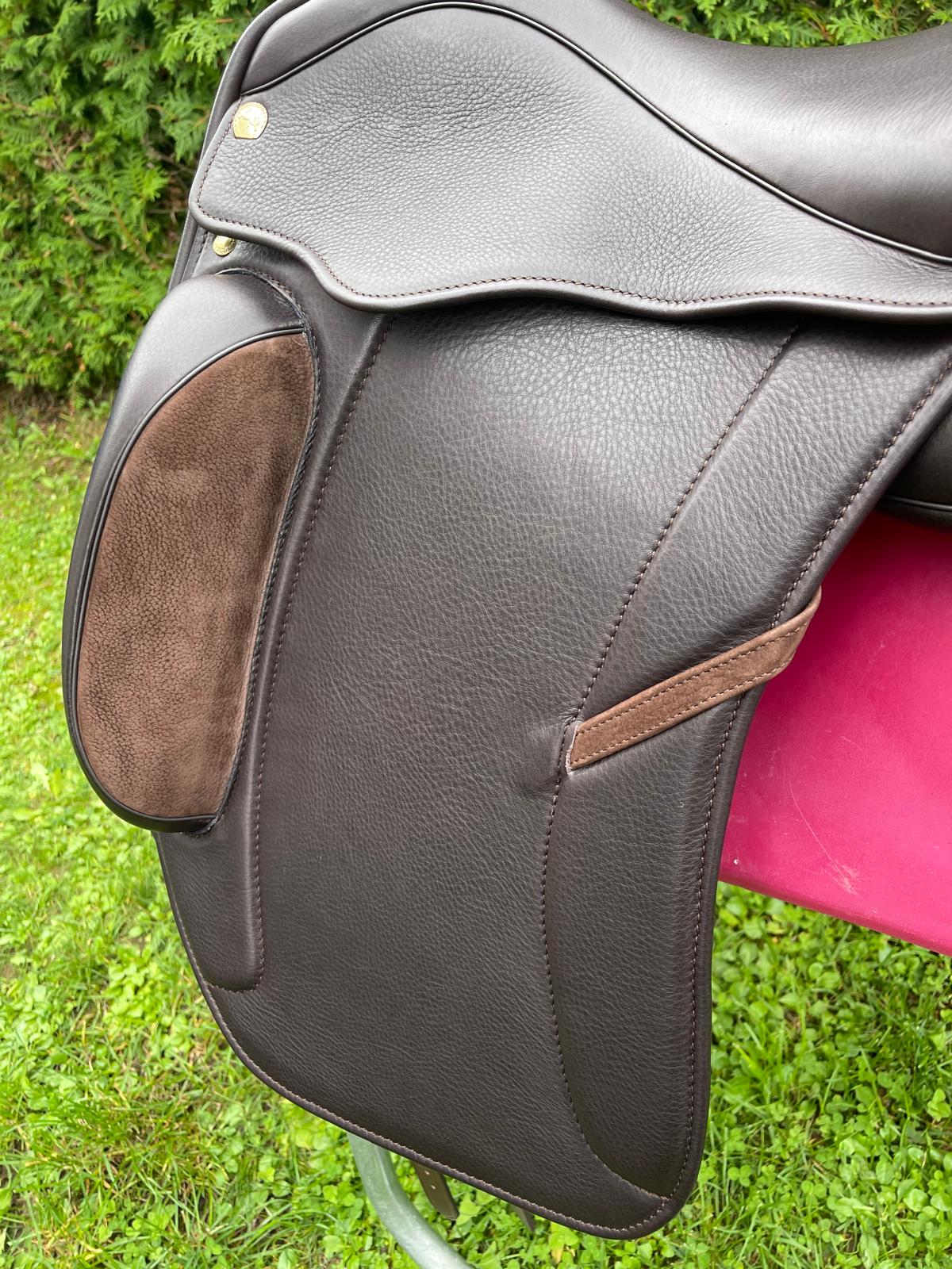 Sommer Grand Sport DS mocca 17,5" Dressursattel [NEU], Pferdesattel Shop