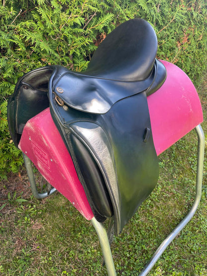 Sommer Opus Dressur 17,5" Schwarz  Dressursattel, Pferdesattel Shop