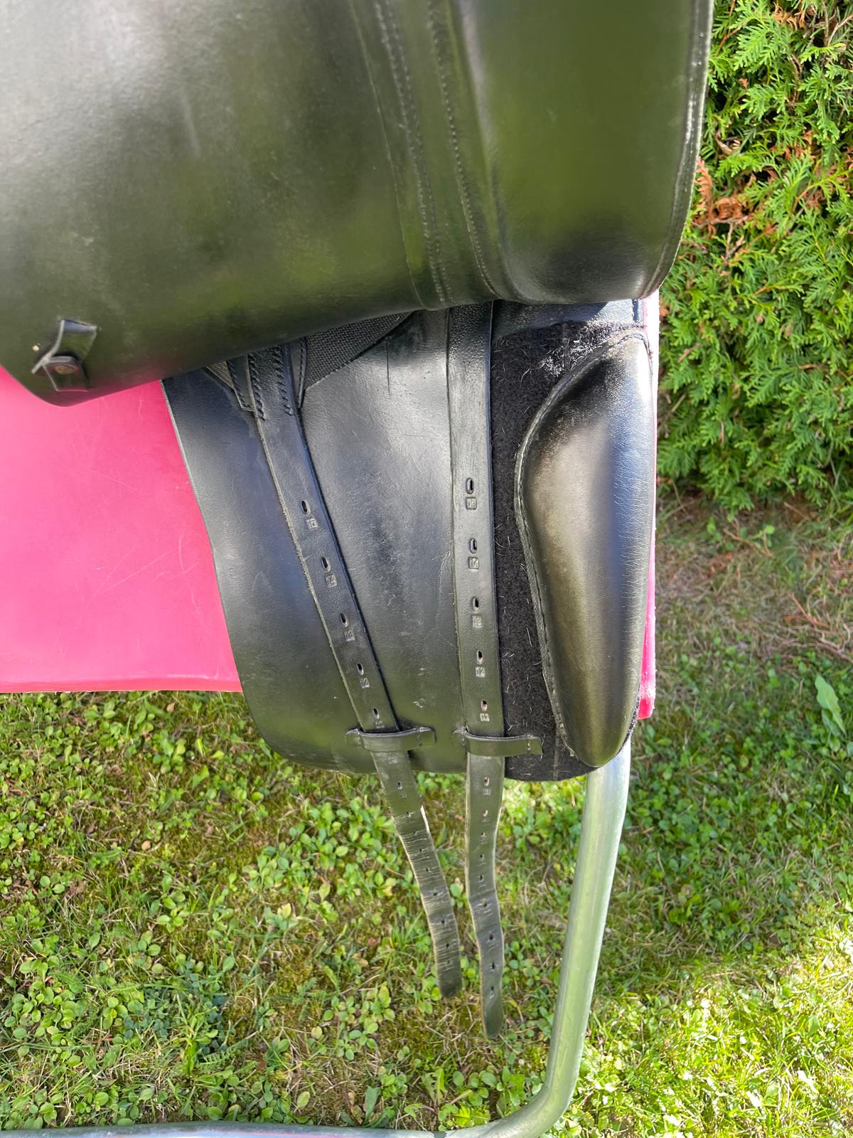 Sommer Opus Dressur 17,5" Schwarz  Dressursattel, Pferdesattel Shop