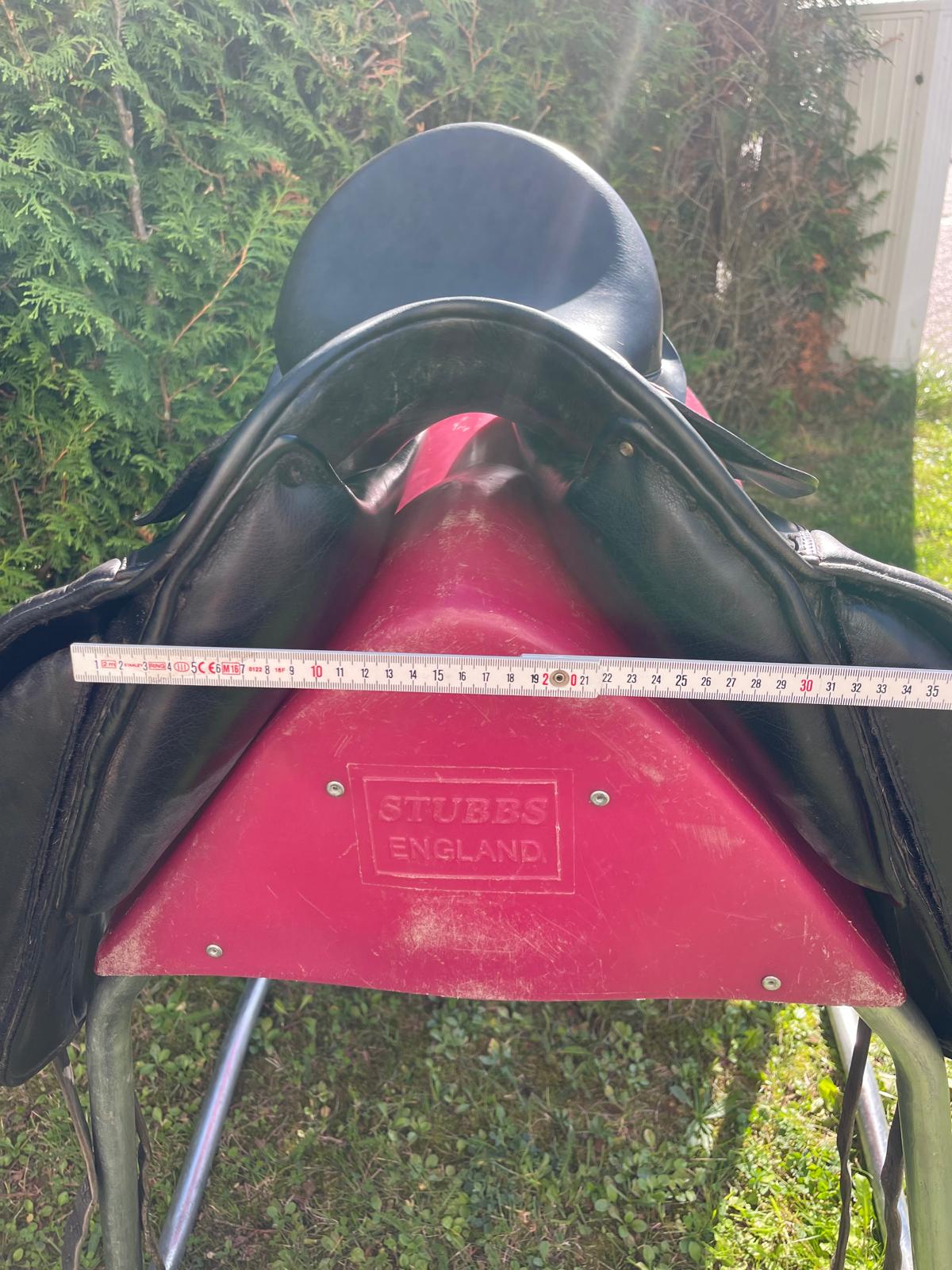 Sommer Opus Dressur 17,5" Schwarz  Dressursattel, Pferdesattel Shop