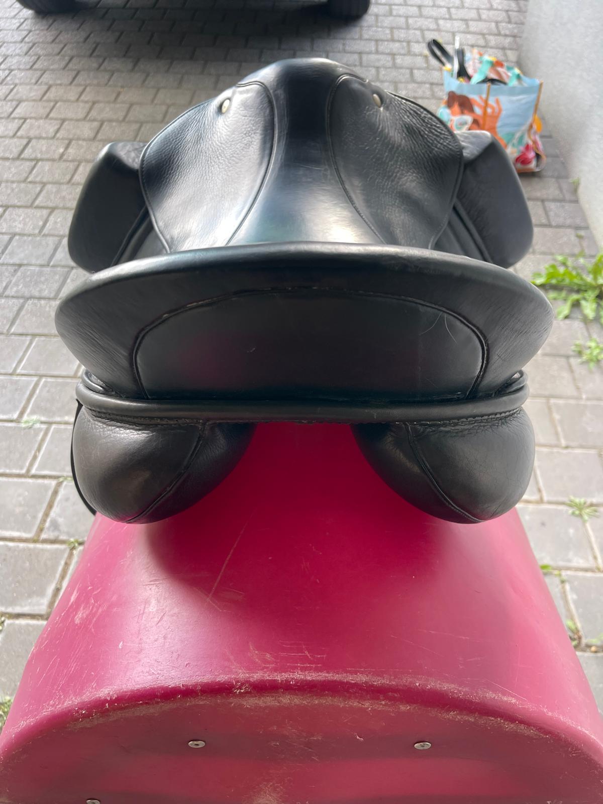 Hennig ESF Ergo Saddlefit 17,5" Dressursattel, Pferdesattel Shop