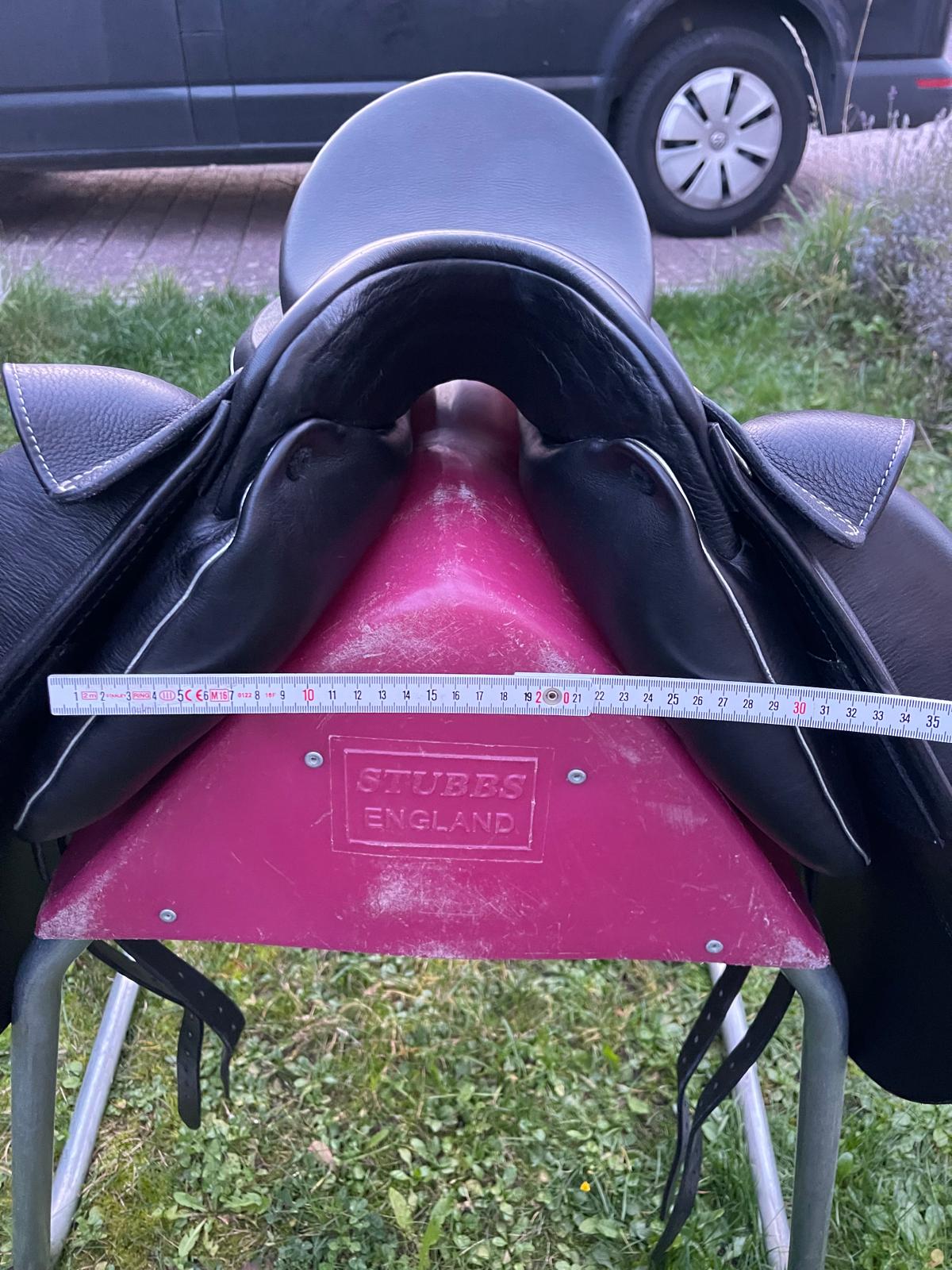 Sommer Novalis  "Galassia"  18" schwarz, Pferdesattel Shop