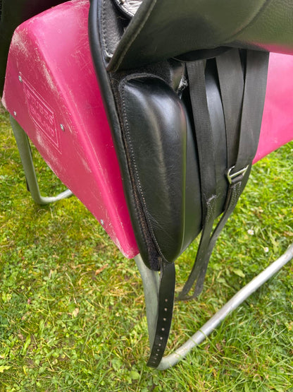 Stübben Virginia schwarz 17,5" Dressursattel, Pderdesattel Shop