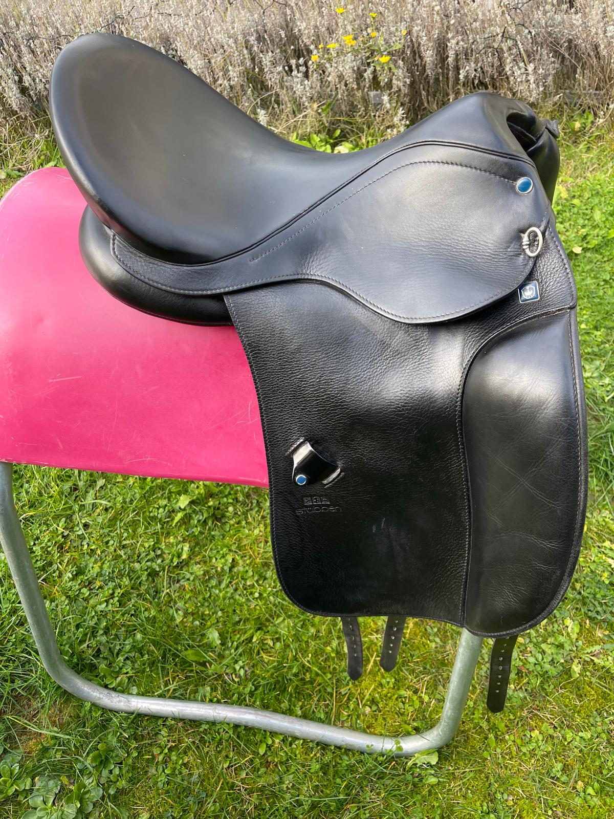 Stübben Virginia schwarz 17,5" Dressursattel, Pderdesattel Shop