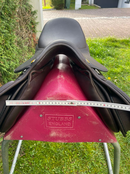 Jorge Canaves One 17,5" Dunkelbrauner Springsattel [NEU] Pferdesattel Shop