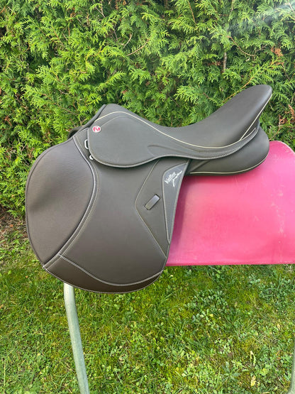 Kieffer Passion Four S 2 (18“) braun Springsattel [NEU], Pferdesattel Shop