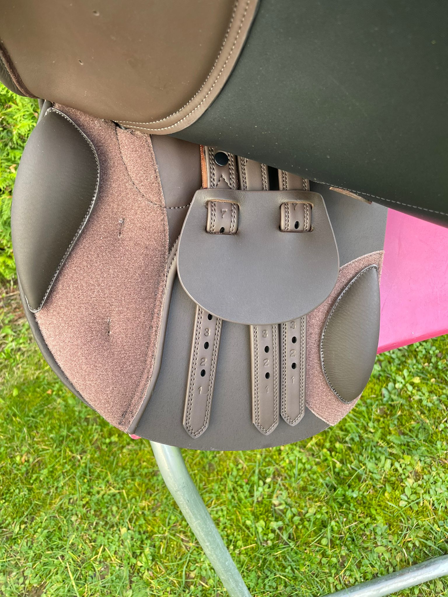 Kieffer Passion Four S 2 (18“) braun Springsattel [NEU], Pferdesattel Shop