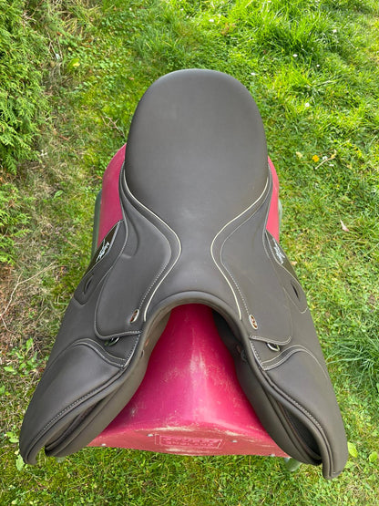 Kieffer Passion Four S 2 (18“) braun Springsattel [NEU], Pferdesattel Shop