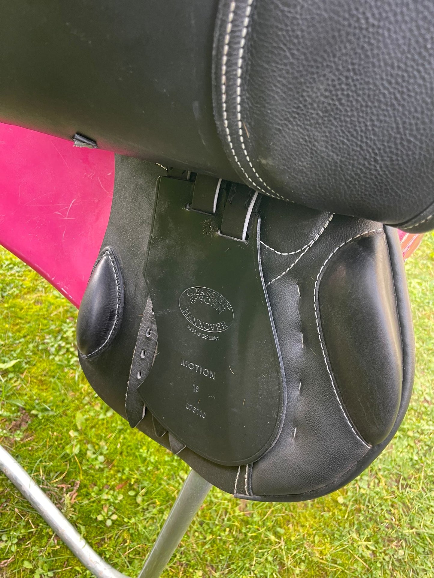 Passier Blu Motion 18" Schwarz Springsattel