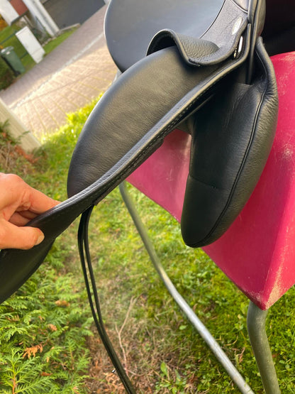 Sommer Novalis  "Galaxy 999"  18" schwarz [NEU], Pferdesattel Shop