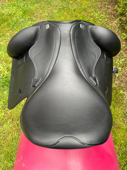 Prestige X-D2 K FREE 18" schwarz Dressursattel [NEU], Pferdesattel Shop