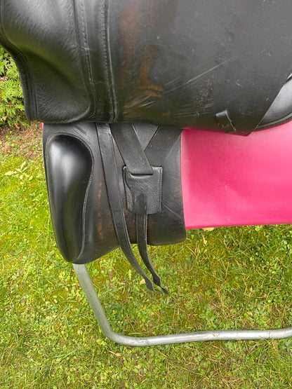 Sommer Diplomat WKE 17,5" schwarz Dressursattel, Pferdesattel Shop