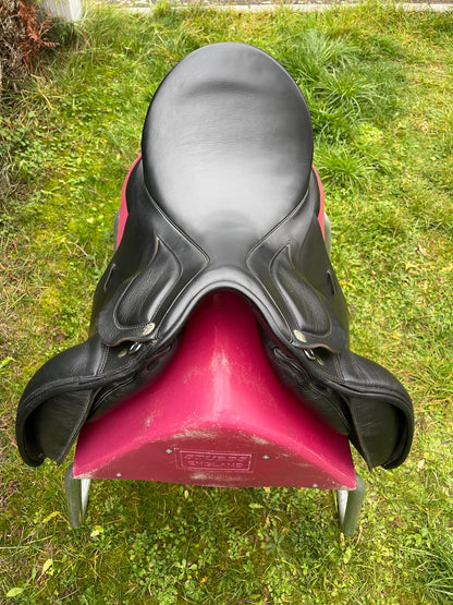 Sommer Diplomat WKE 17,5" schwarz Dressursattel, Pferdesattel Shop