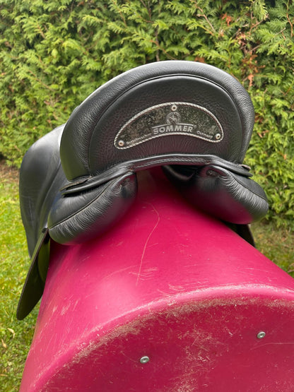 Sommer Diplomat WKE 17,5" schwarz Dressursattel, Pferdesattel Shop