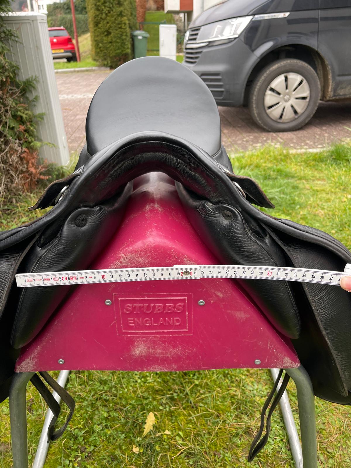 Sommer Diplomat WKE 17,5" schwarz Dressursattel, Pferdesattel Shop