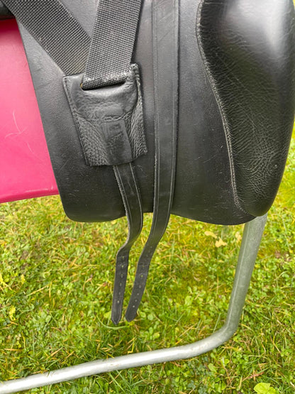 Sommer Diplomat WKE 17,5" schwarz Dressursattel, Pferdesattel Shop