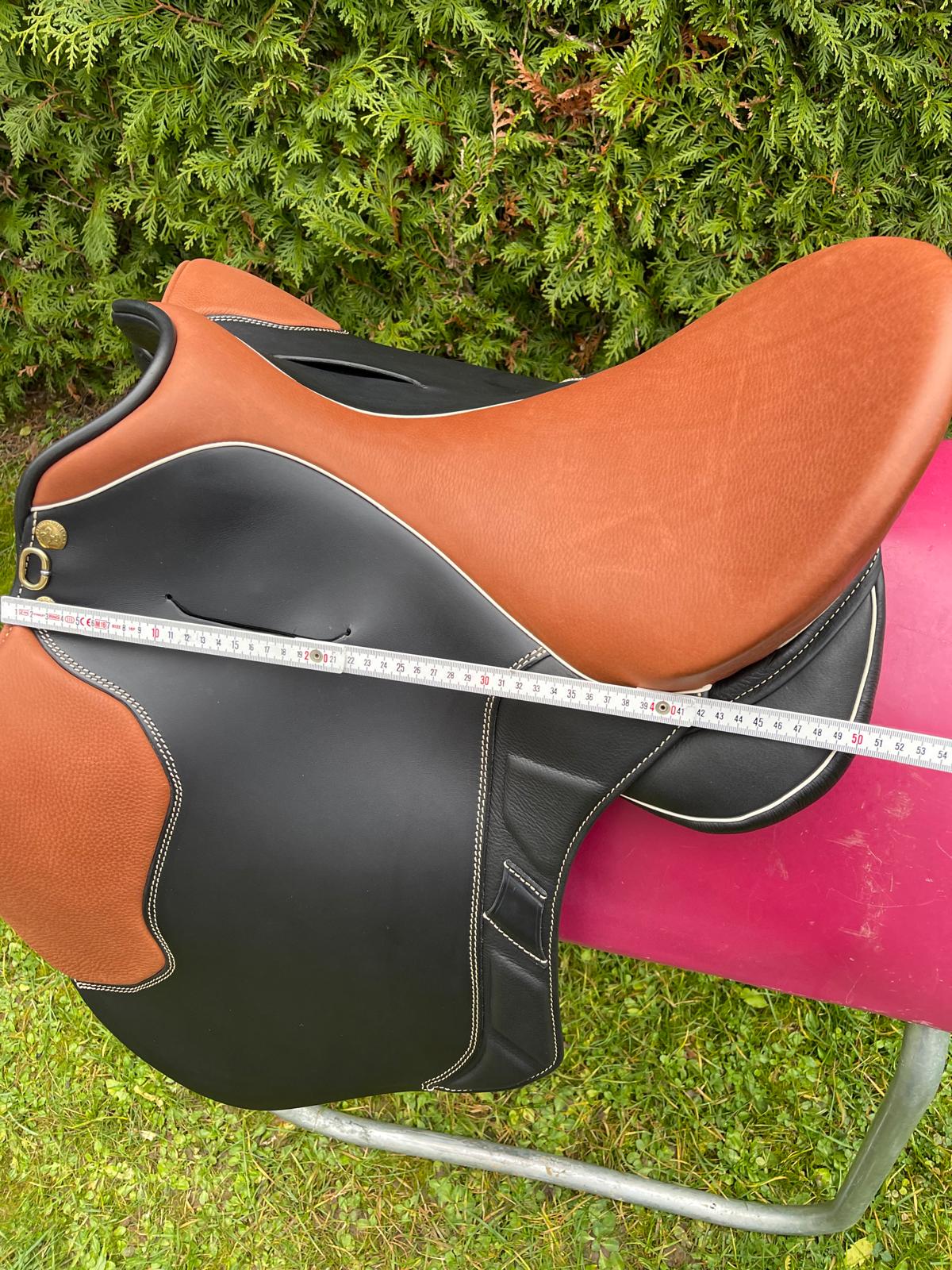 Sommer Espace Dressursattel 18" zweifarbig [NEU], Pferdesattel Shop