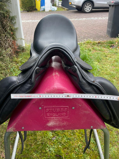 Equiline Contest Dressursattel 17" schwarz, Pferdesattel Shop