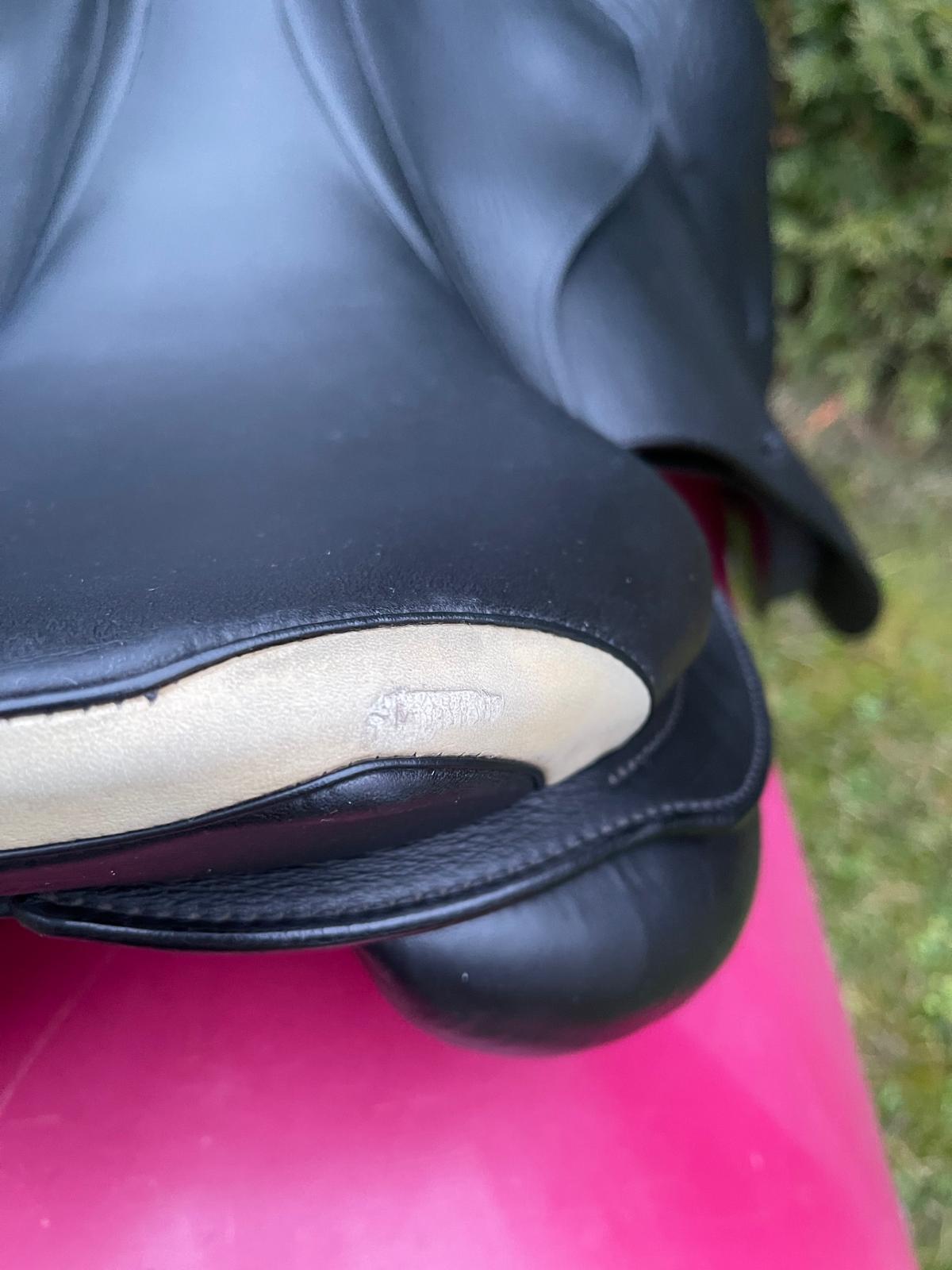 Prestige Elastic Professional Jump  17" schwarz KW 34 Springsattel, Pferdesattel Shop