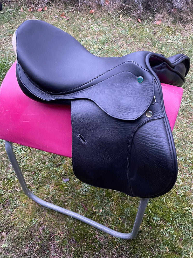 Prestige Elastic Professional Jump  17" schwarz KW 34 Springsattel