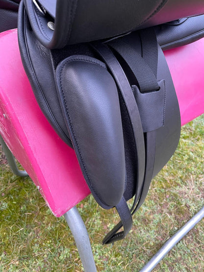 Sommer Passion DS Halbmond lack schwarz 17,5" [NEU], Pferdesattel Shop