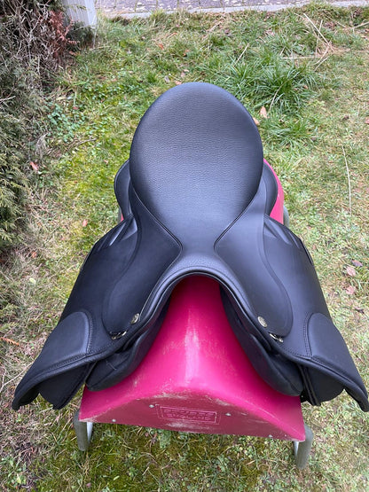 Sommer Passion DS Halbmond lack schwarz 17,5" [NEU], Pferdesattel Shop