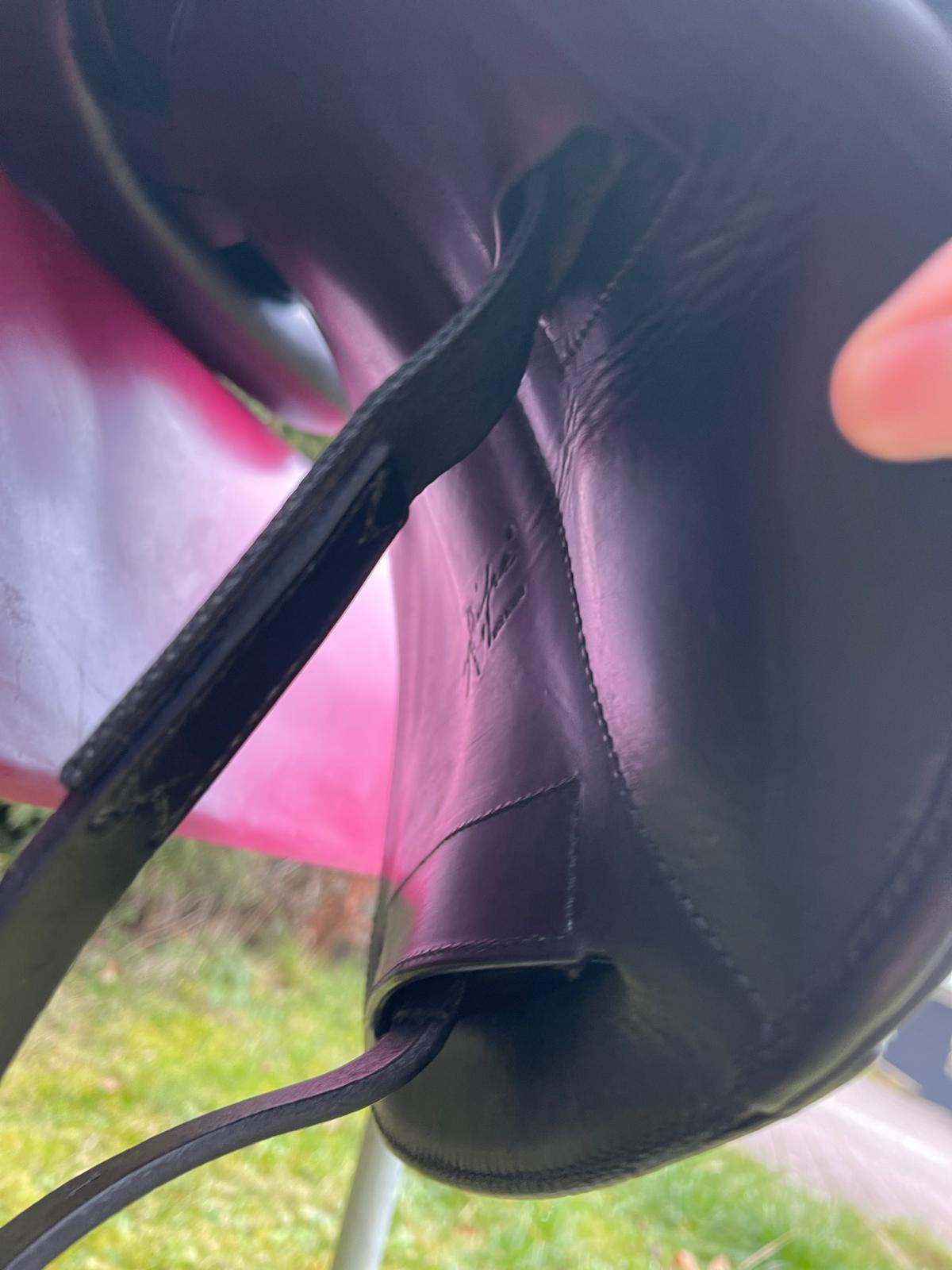 Selleria Equipe DR Bocelli Monoblatt 17,5" Dressursattel, Pferdesattel Shop