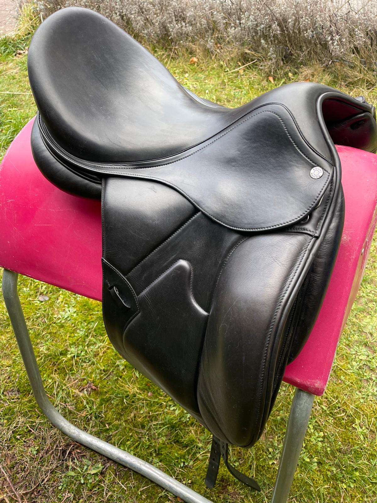 Selleria Equipe DR Bocelli Monoblatt 17,5" Dressursattel, Pferdesattel Shop