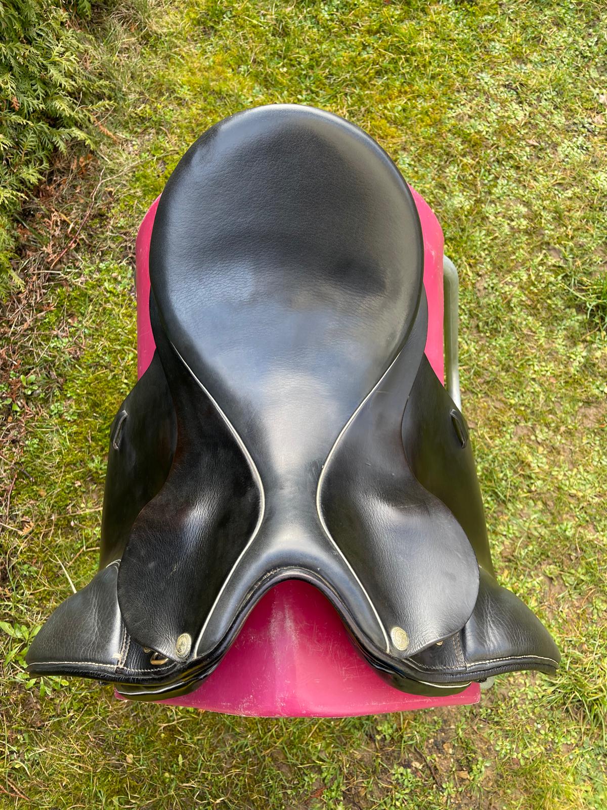 Sommer Opus Dressur 17,5" schwarz  Dressursattel, Pferdesattel Shop