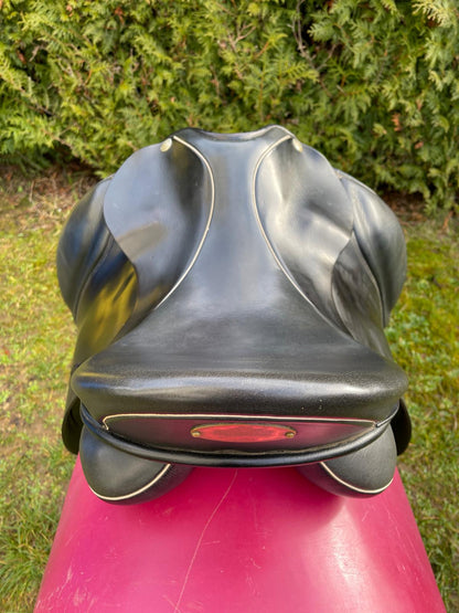 Sommer Opus Dressur 17,5" schwarz  Dressursattel, Pferdesattel Shop